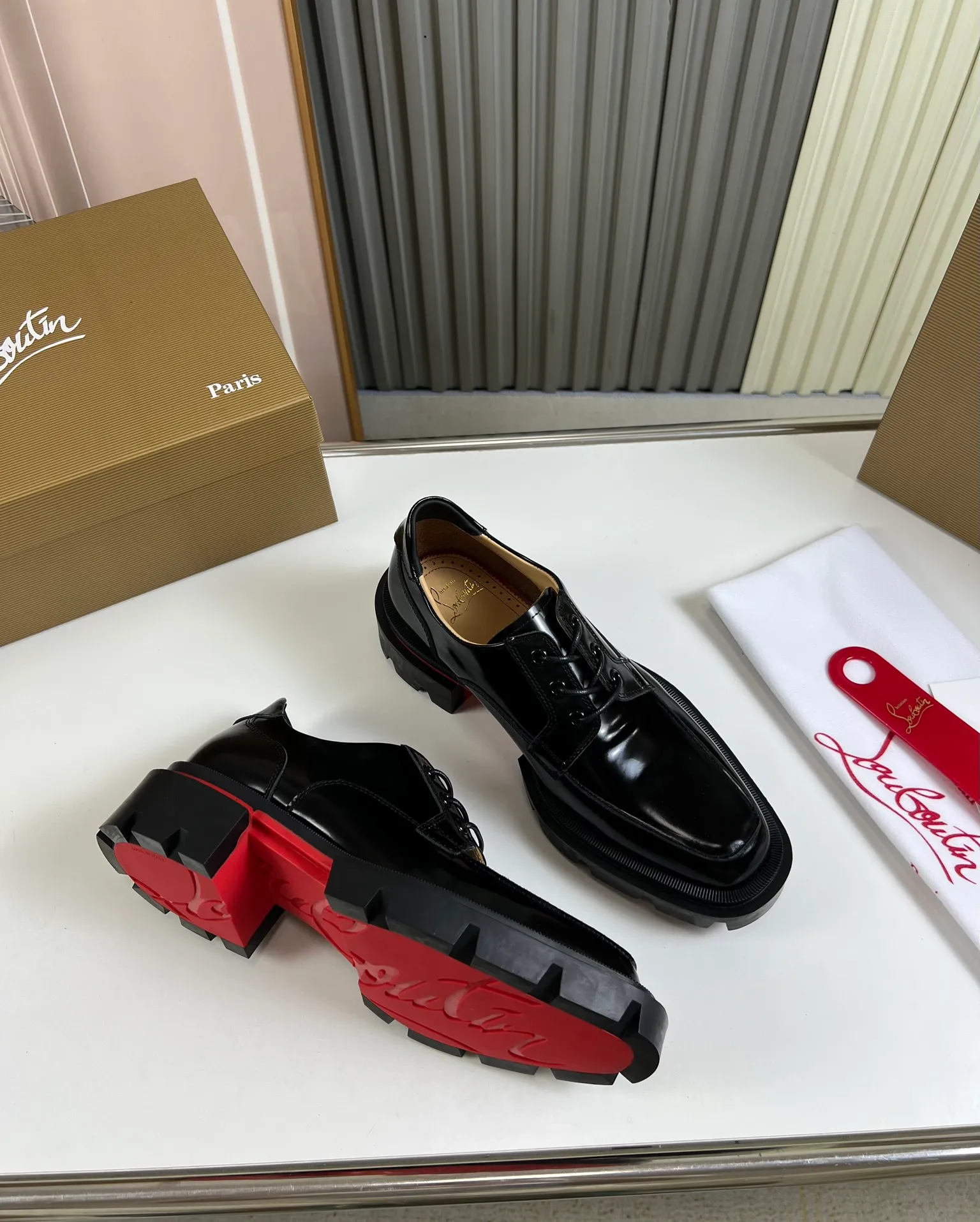 Men's shoes 💰720💰 CL's popular red-soled boots 🆑1:1 original mold, Christian* Louboutin, imported open-edge beaded cowhide leather on the upper + water-dyed cowhide lining, original outsole ⬆️ Wear-resistant and non-slip, full set of counter packaging 🎁38-45 (customized for 45, non-refundable)